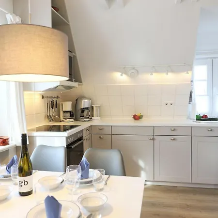 Am Friedrichshain Mit Wlan Und Parkplatz Fuer 4 Personen, Westerland, Haderslebener Strasse 18b 아파트